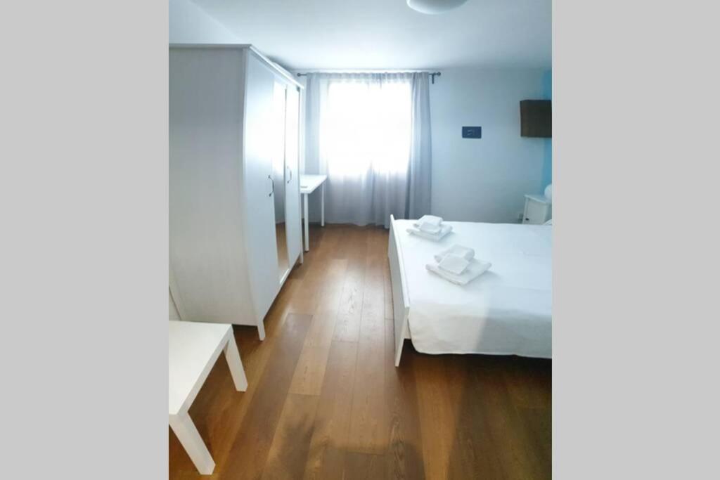 Dimora Maqueda Apartment ปาแลร์โม ภายนอก รูปภาพ