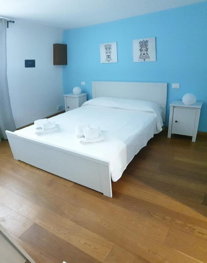 Dimora Maqueda Apartment ปาแลร์โม ภายนอก รูปภาพ